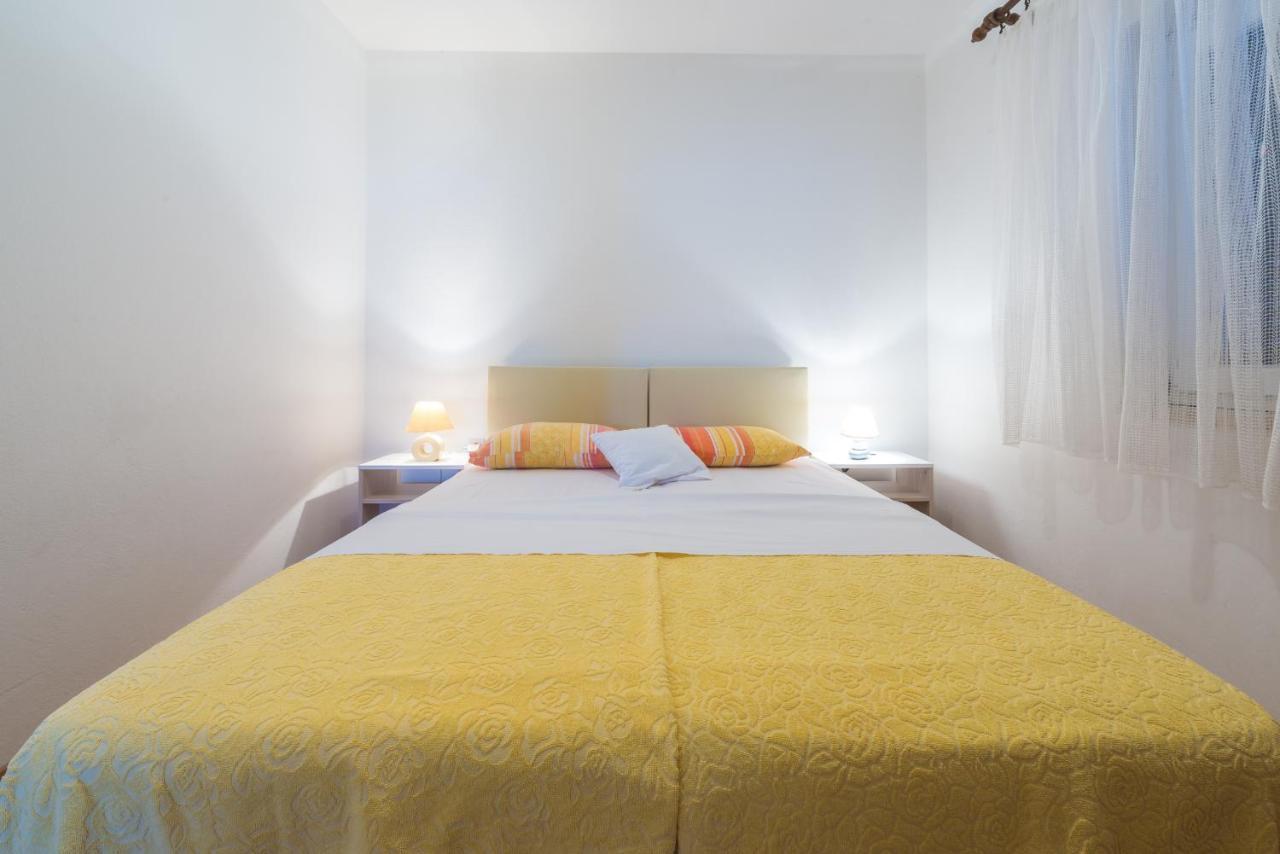 Bace Apartments クレック エクステリア 写真