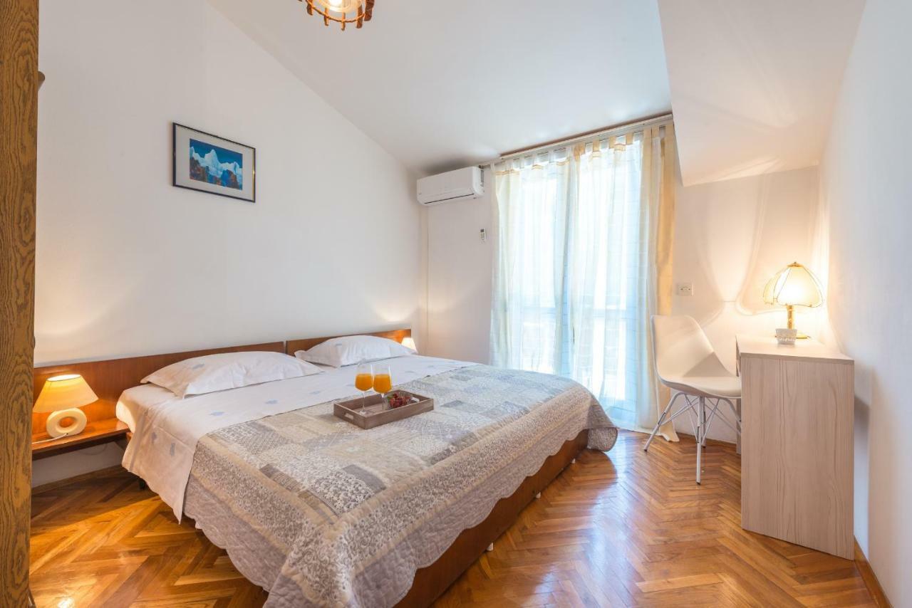 Bace Apartments クレック エクステリア 写真